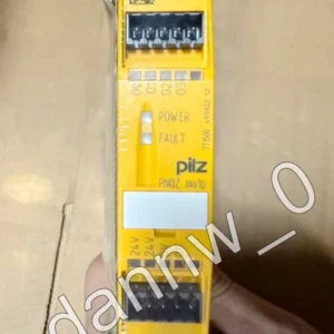 1PC New in box Pilz PNOZ m01p 773500 Safety Relay